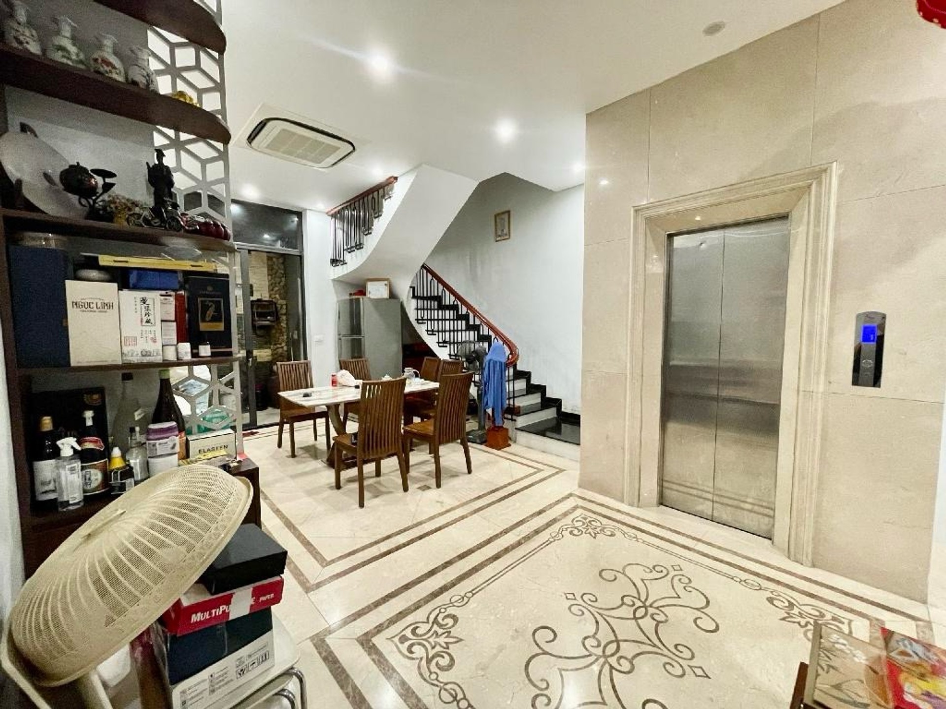 Bán nhà Thịnh Liệt - diện tích 72m2 4 tầng - Ô tô vào nhà - giá 21 tỷ