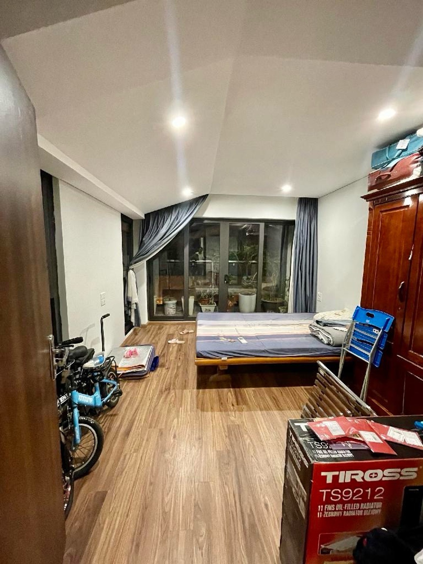 Bán nhà Thịnh Liệt - diện tích 72m2 4 tầng - Ô tô vào nhà - giá 21 tỷ