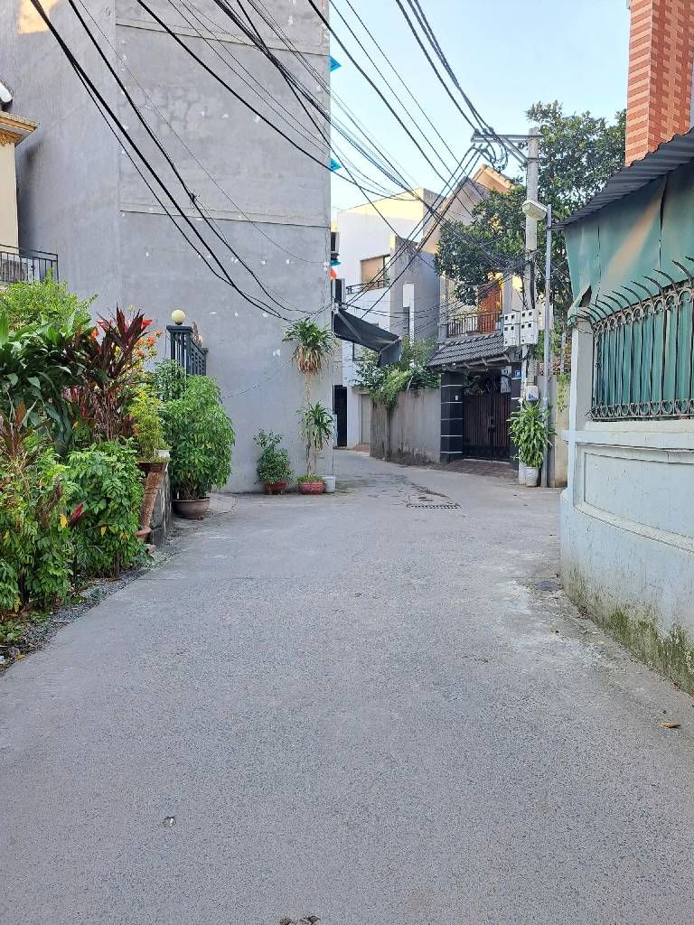 Bán nhà Thanh Lân - diện tích 36m2 4 tầng - Ô tô đỗ cổng - giá 7,79 tỷ