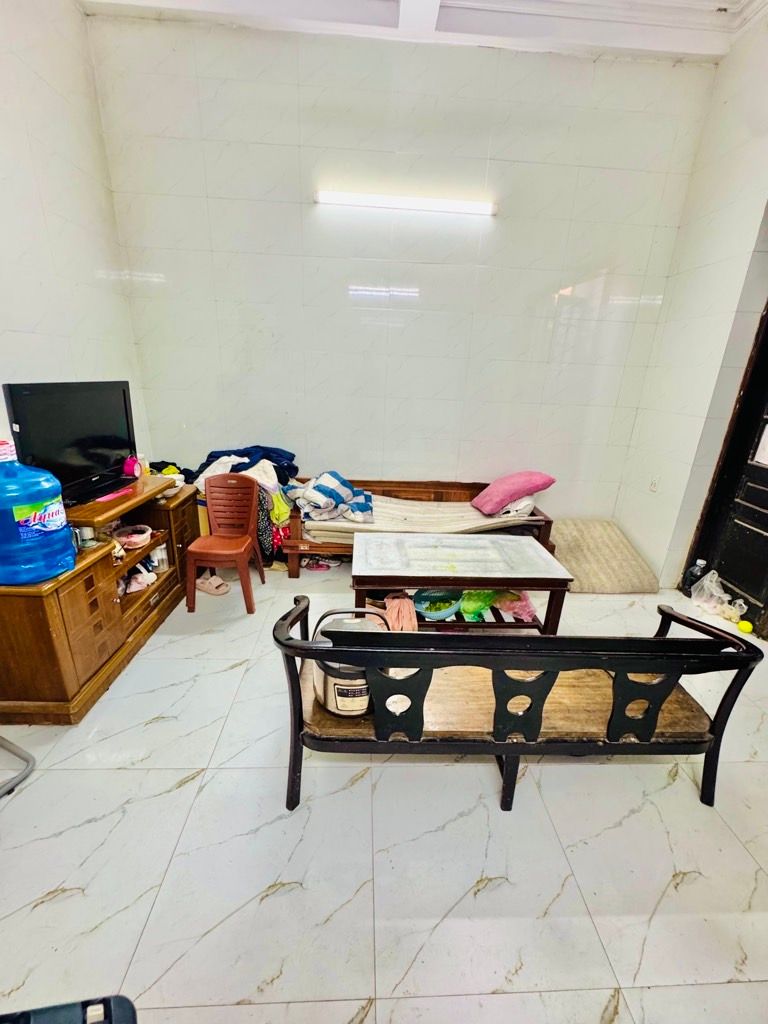 Bán nhà Lĩnh Nam - diện tích 65m2 3 tầng - Ngõ thông Vĩnh Hưng - giá 7,3 tỷ