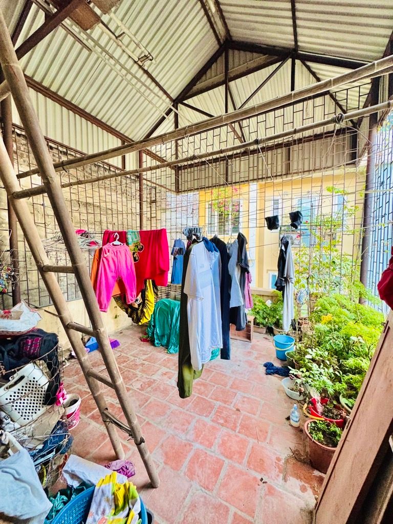 Bán nhà Lĩnh Nam - diện tích 65m2 3 tầng - Ngõ thông Vĩnh Hưng - giá 7,3 tỷ
