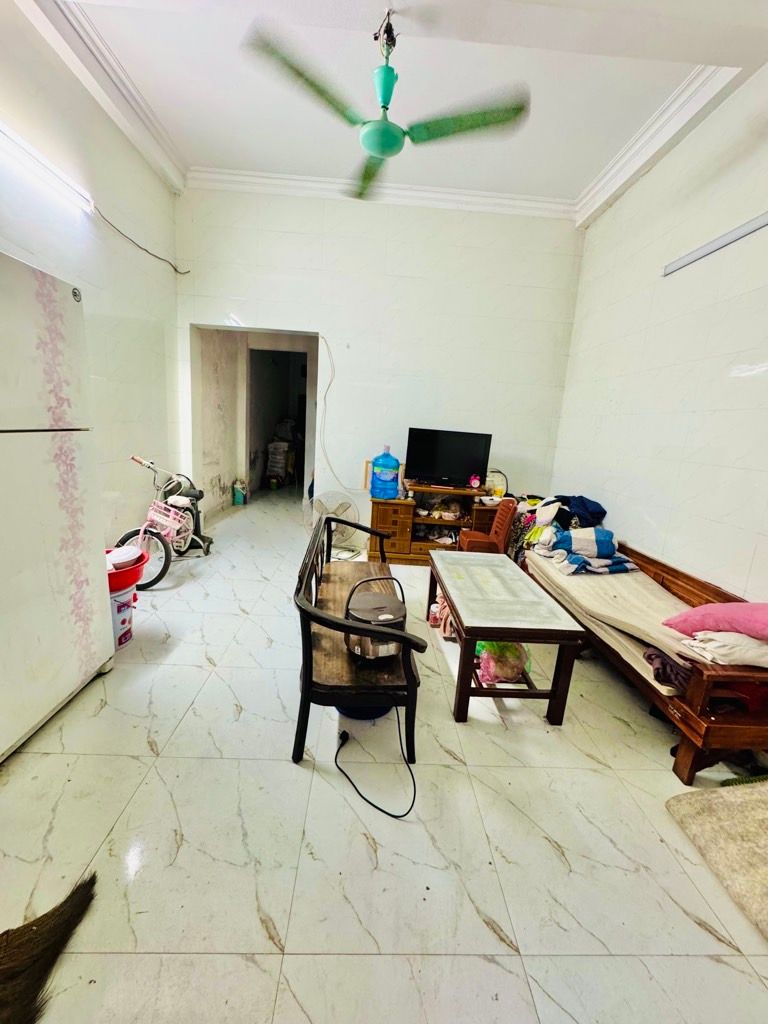 Bán nhà Lĩnh Nam - diện tích 65m2 3 tầng - Ngõ thông Vĩnh Hưng - giá 7,3 tỷ