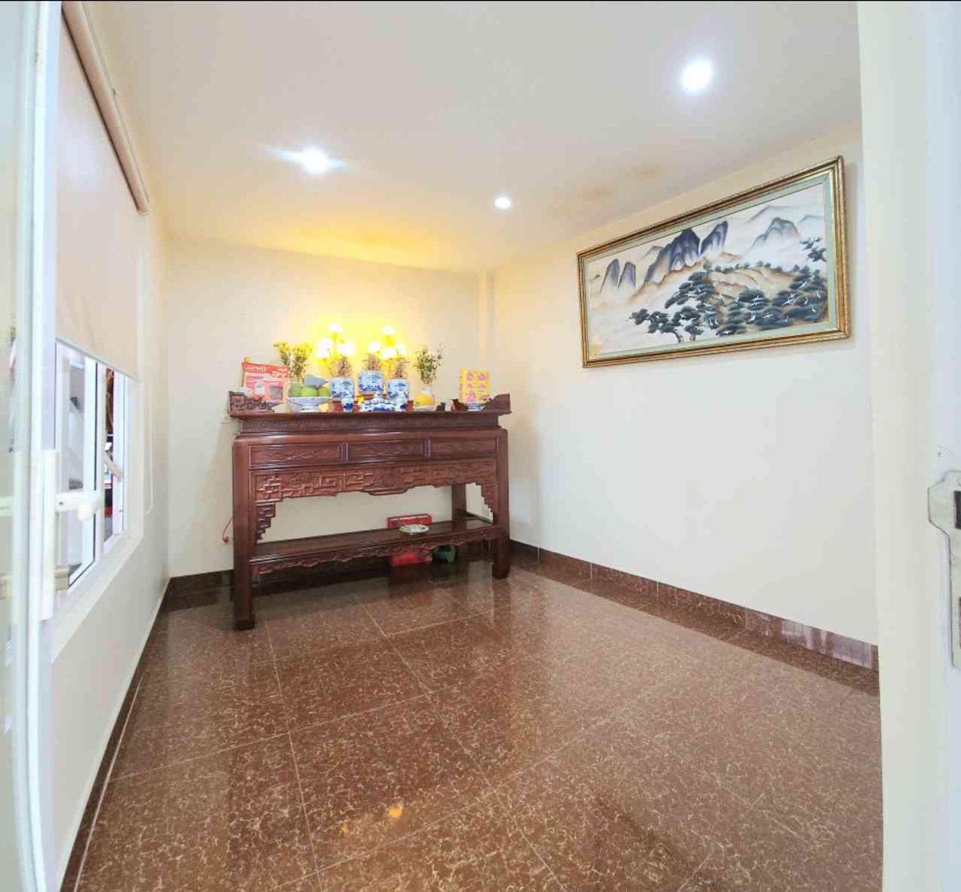 Bán nhà Hàn Thuyên - diện tích 30m2 5 tầng - Lô góc, kinh doanh tốt - giá 17,5 tỷ