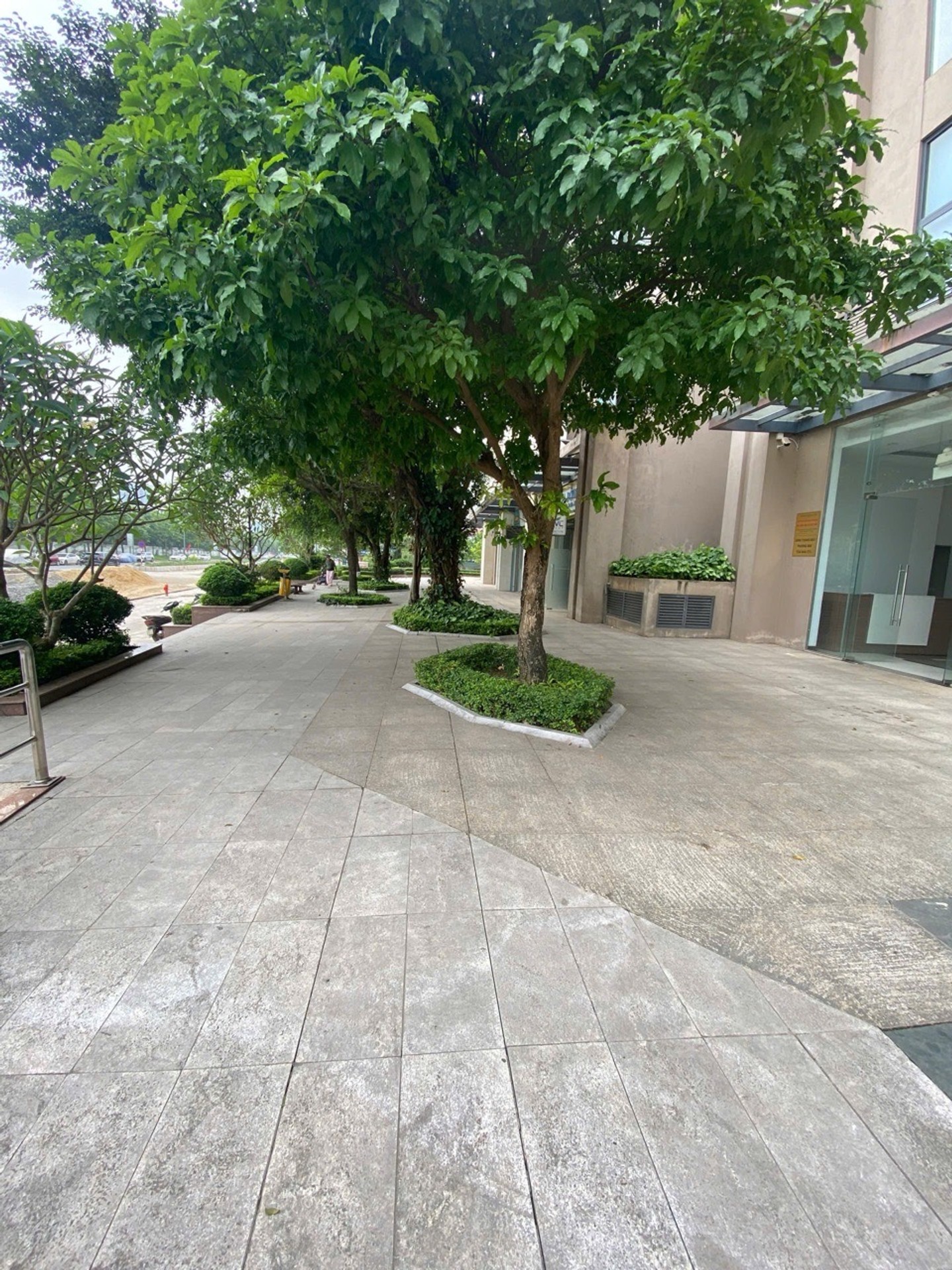 Bán nhà Ngõ 885 Tam Trinh - diện tích 116m2 1.2 tầng - Nhà đẹp hiếm có - giá 15,8 tỷ
