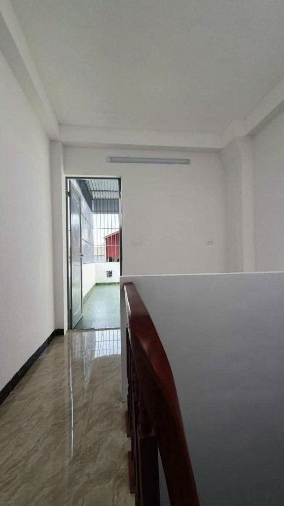 Bán nhà Thịnh Liệt - diện tích 25m2 5 tầng - Ô tô đỗ cửa - giá 6 tỷ