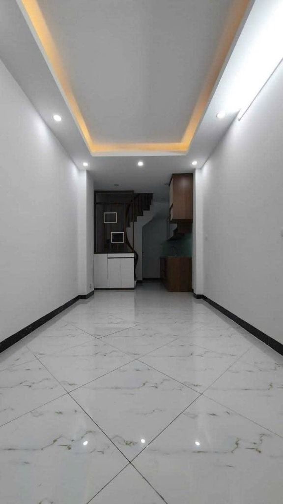 Bán nhà Thịnh Liệt - diện tích 25m2 5 tầng - Ô tô đỗ cửa - giá 6 tỷ