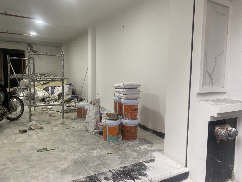 Bán nhà Nguyên Hồng - diện tích 52.5m2 9 tầng - ô tô tránh - giá 42 tỷ