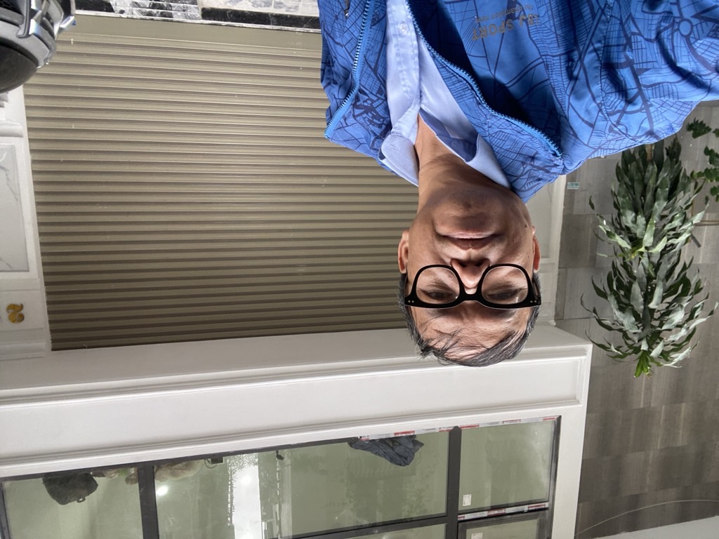 Bán nhà Nguyên Hồng - diện tích 52.5m2 9 tầng - ô tô tránh - giá 42 tỷ