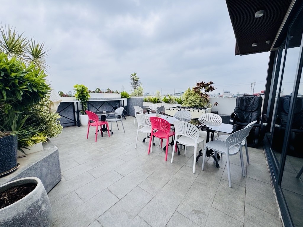 Bán nhà Nguyễn Chính - diện tích 176m2 8 tầng - Lô góc 3 mặt thoáng - giá 70 tỷ