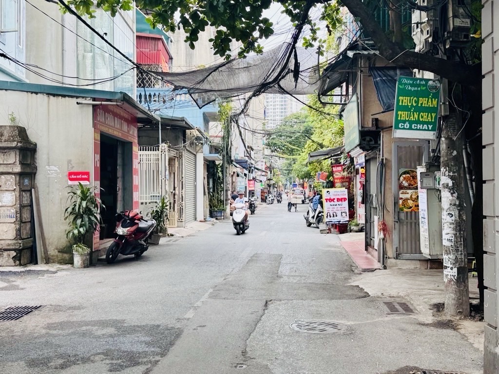 Bán nhà Nguyễn Chính - diện tích 176m2 8 tầng - Lô góc 3 mặt thoáng - giá 70 tỷ