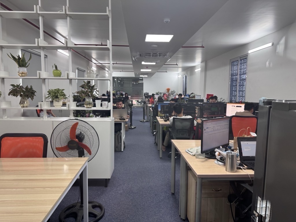 Bán nhà Nguyễn Chính - diện tích 176m2 8 tầng - Lô góc 3 mặt thoáng - giá 70 tỷ