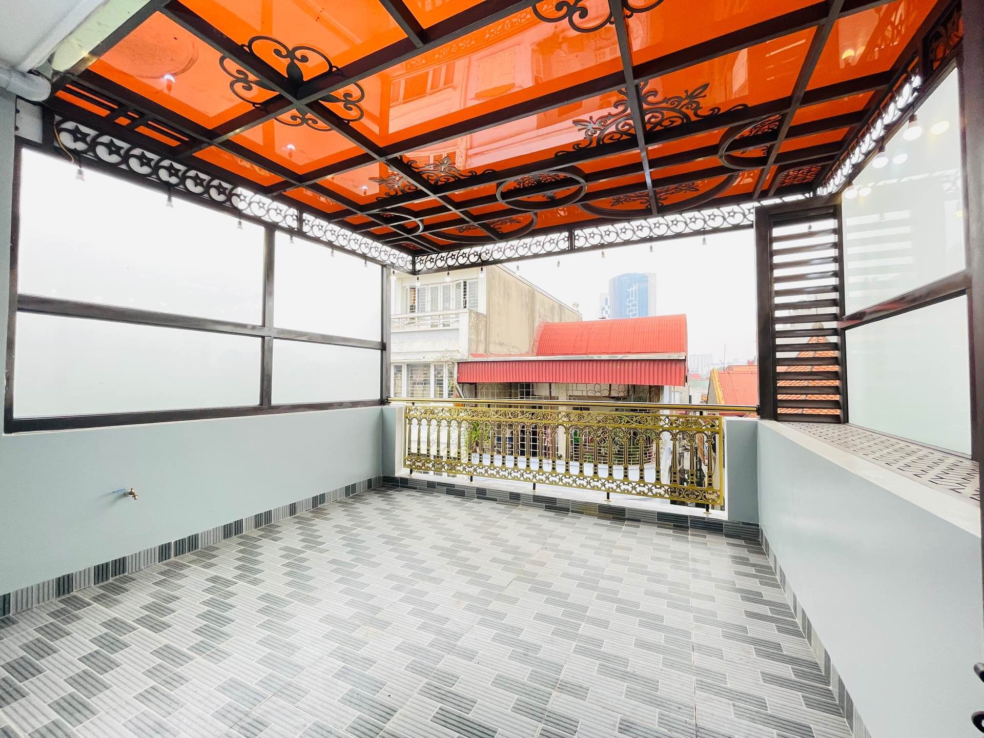 Bán nhà Tây Sơn - diện tích 65m2 5 tầng - ô tô tránh vào nhà - giá 25,7 tỷ