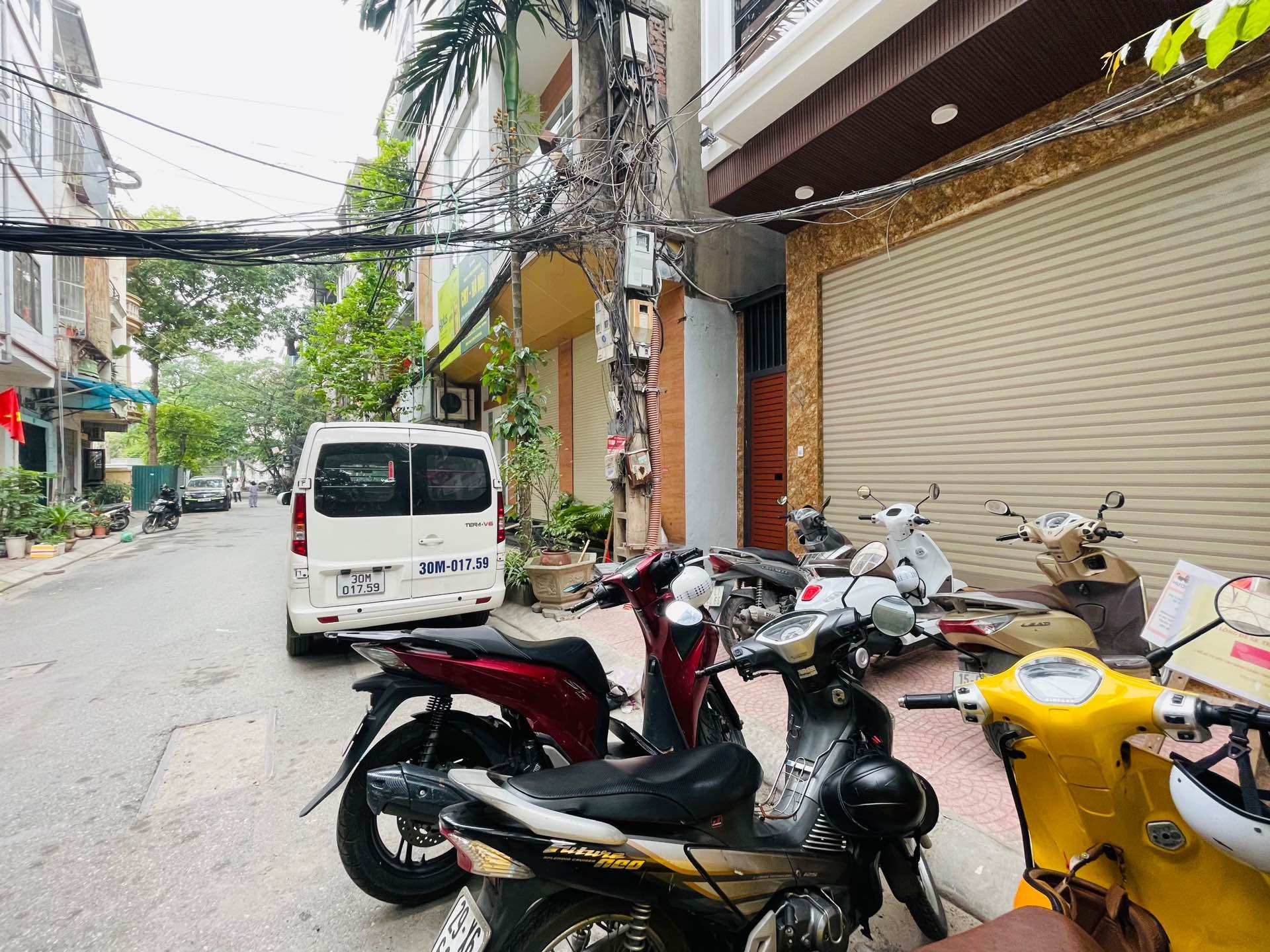 Bán nhà Tây Sơn - diện tích 65m2 5 tầng - ô tô tránh vào nhà - giá 25,7 tỷ