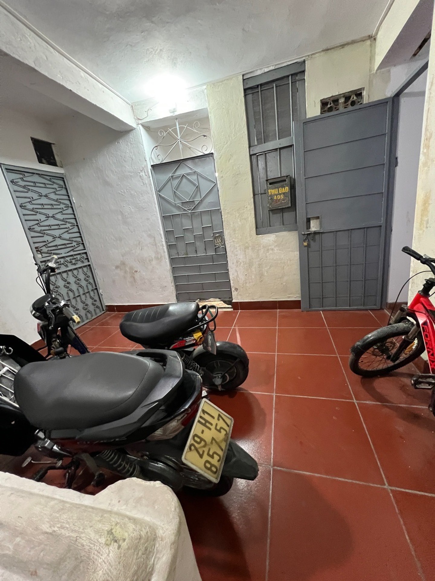 Bán nhà Tân Mai - diện tích 65m2 1 tầng - lô góc - giá 3,99 tỷ
