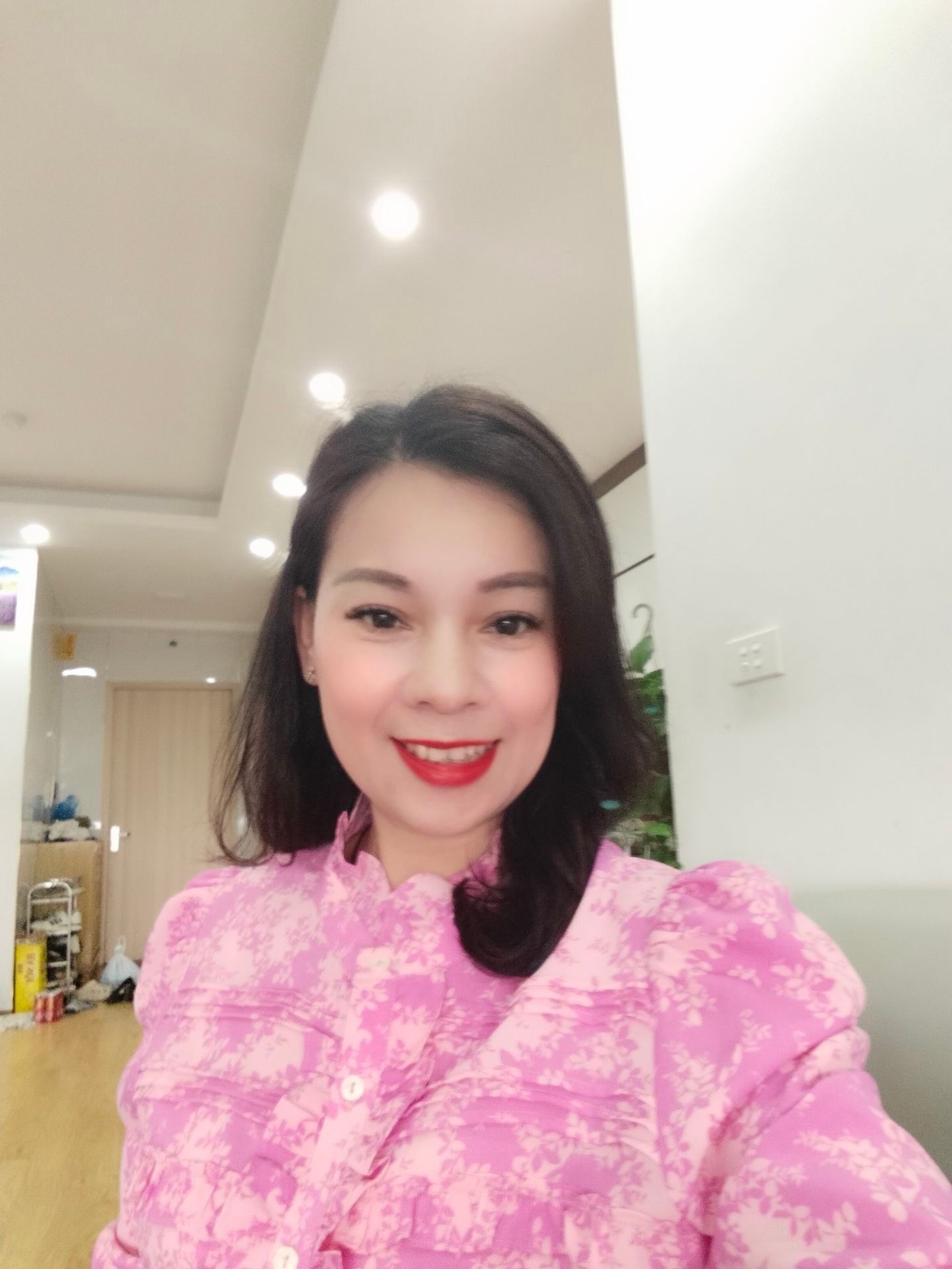 Bán nhà Đại Từ - diện tích 73m2 1 tầng - Căn hộ chung cư 2 ngủ view đẹp - giá 6,35 tỷ