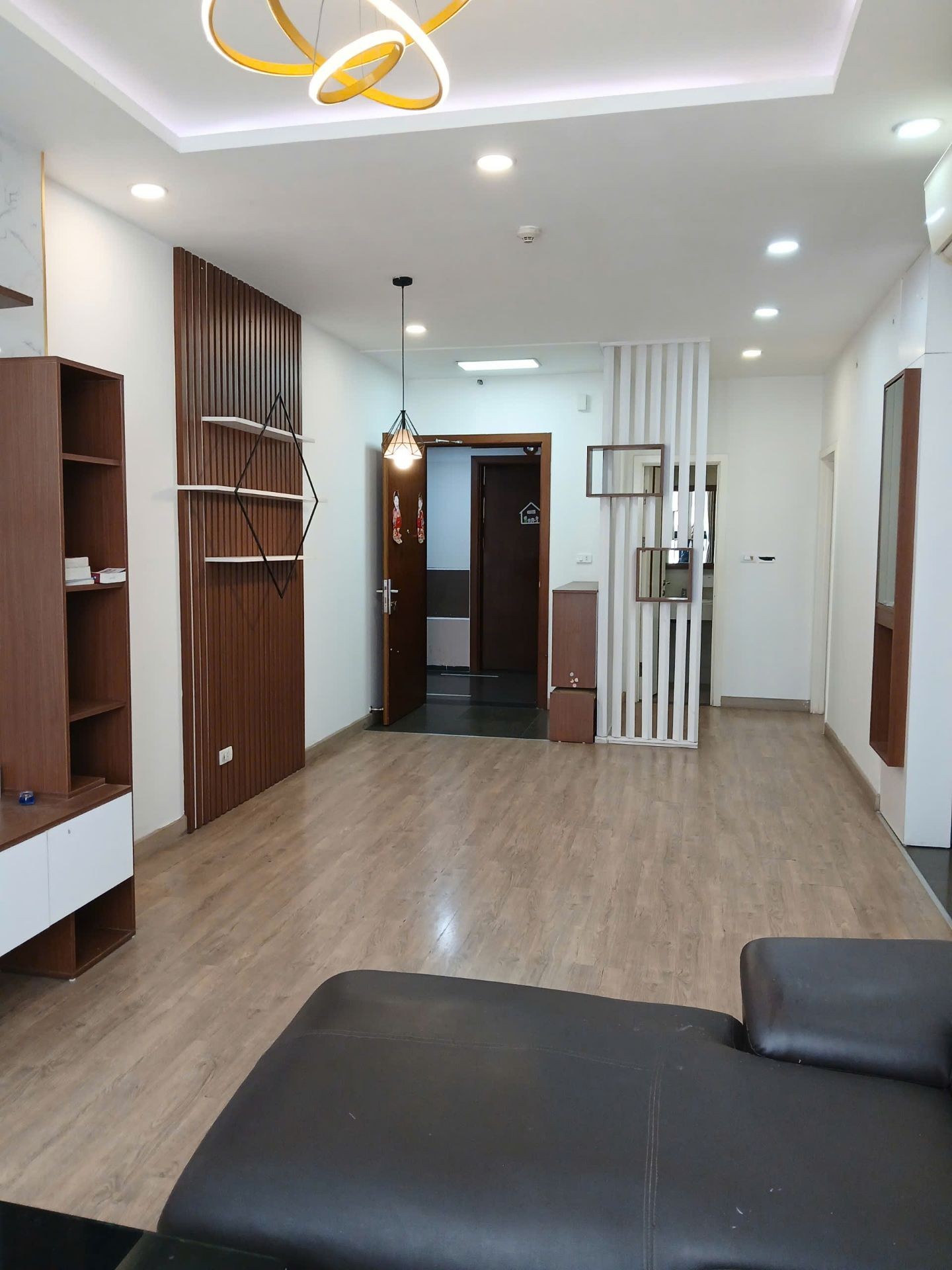 Bán nhà Đại Từ - diện tích 73m2 1 tầng - Căn hộ chung cư 2 ngủ view đẹp - giá 6,35 tỷ