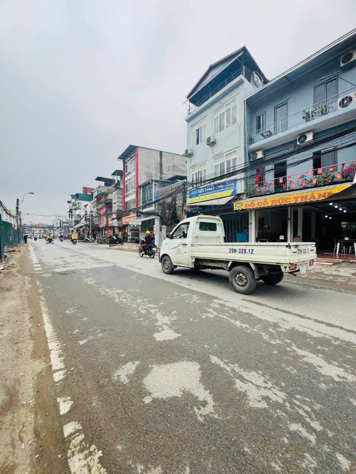 Bán nhà La Thành - diện tích 33m2 2 tầng - Mặt phố kinh doanh - giá 29,9 tỷ