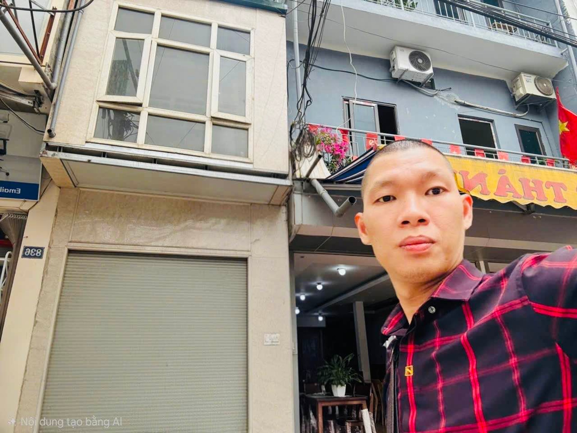 Bán nhà La Thành - diện tích 33m2 2 tầng - Mặt phố kinh doanh - giá 29,9 tỷ