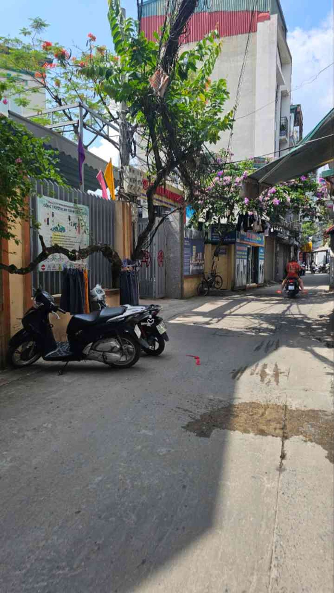 Bán nhà Nguyễn Chính - diện tích 45m2 5 tầng - Lô góc ô tô qua nhà - giá 14,2 tỷ