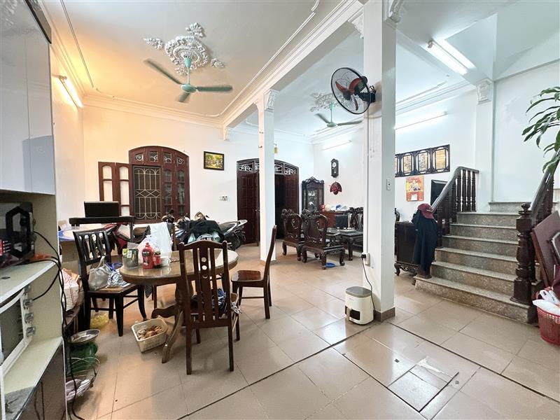 Bán nhà Vĩnh Hưng - diện tích 77m2 4 tầng - Lô góc 2 mặt thoáng - giá 16,2 tỷ