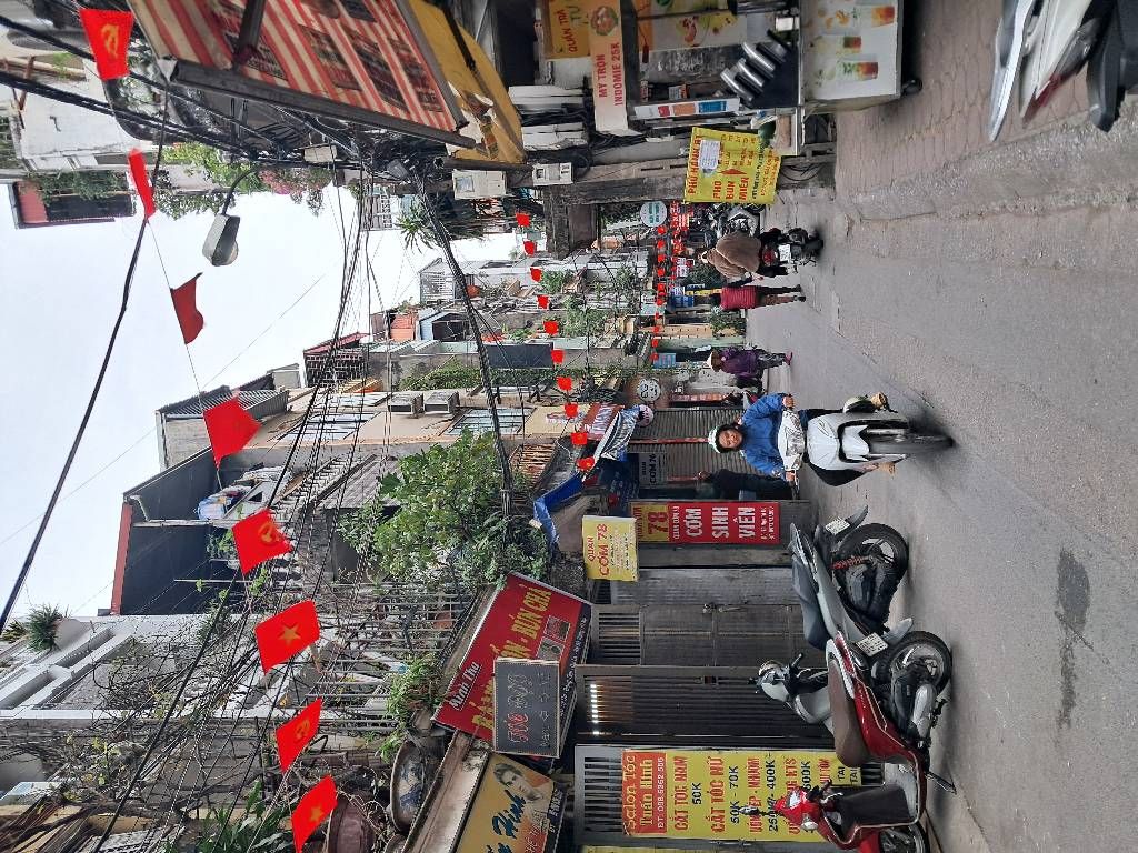 Bán nhà Ngõ Tự Do - diện tích 65,4m2 4 tầng - Ô tô tránh - giá 25,4 tỷ