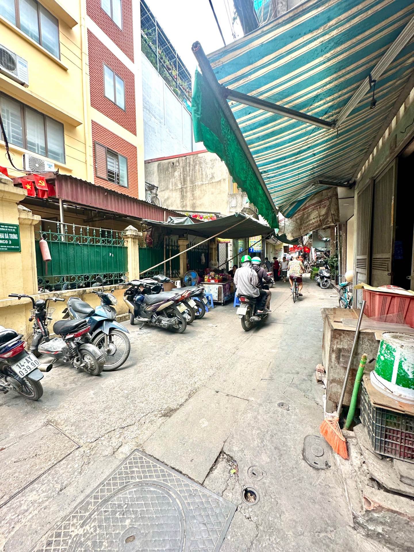 Bán nhà Hai Bà Trưng - diện tích 20m2 3 tầng - Vị trí đẹp hiếm nhà bán - giá 3,9 tỷ