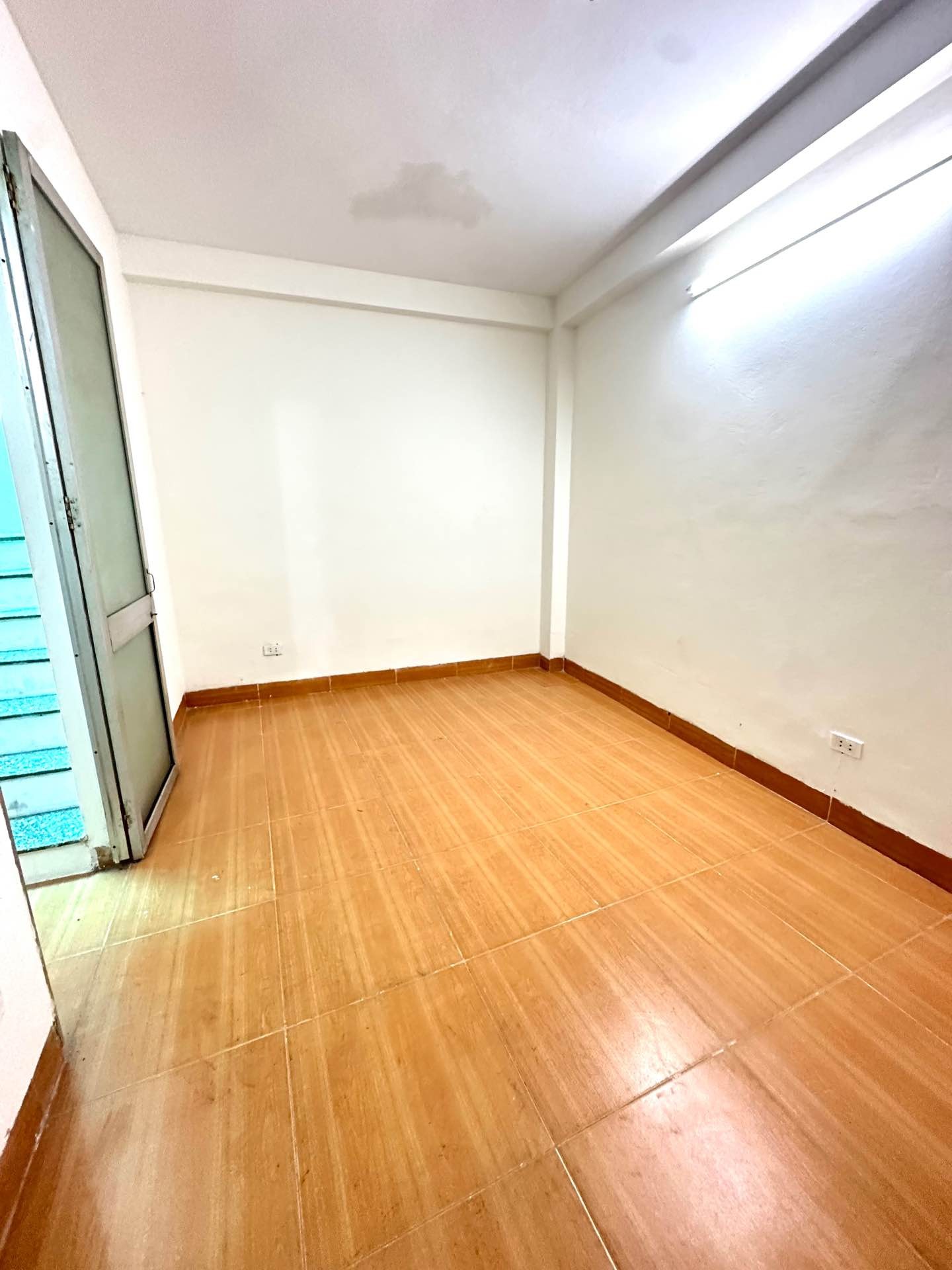 Bán nhà Hai Bà Trưng - diện tích 20m2 3 tầng - Vị trí đẹp hiếm nhà bán - giá 3,9 tỷ