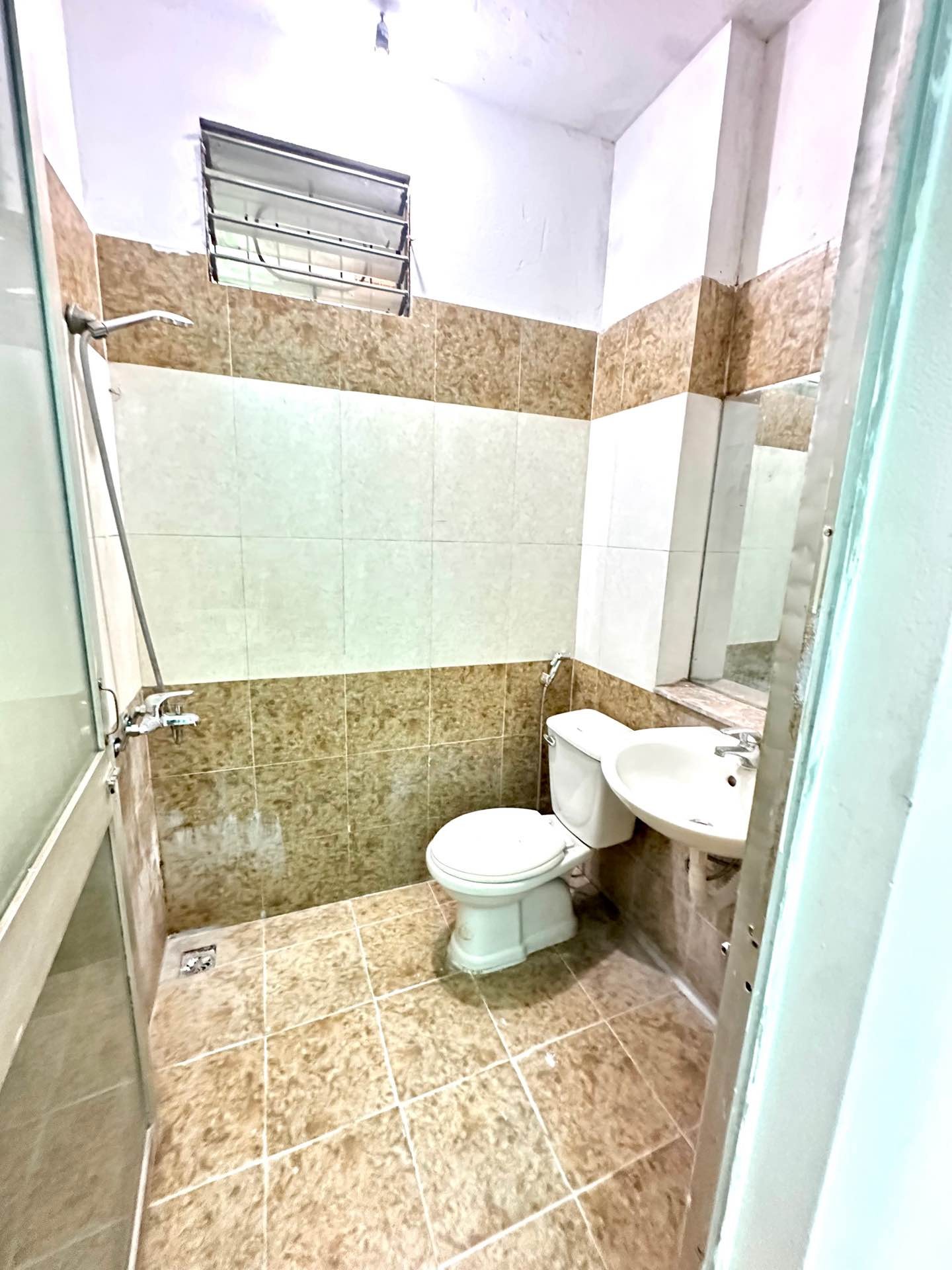 Bán nhà Hai Bà Trưng - diện tích 20m2 3 tầng - Vị trí đẹp hiếm nhà bán - giá 3,9 tỷ