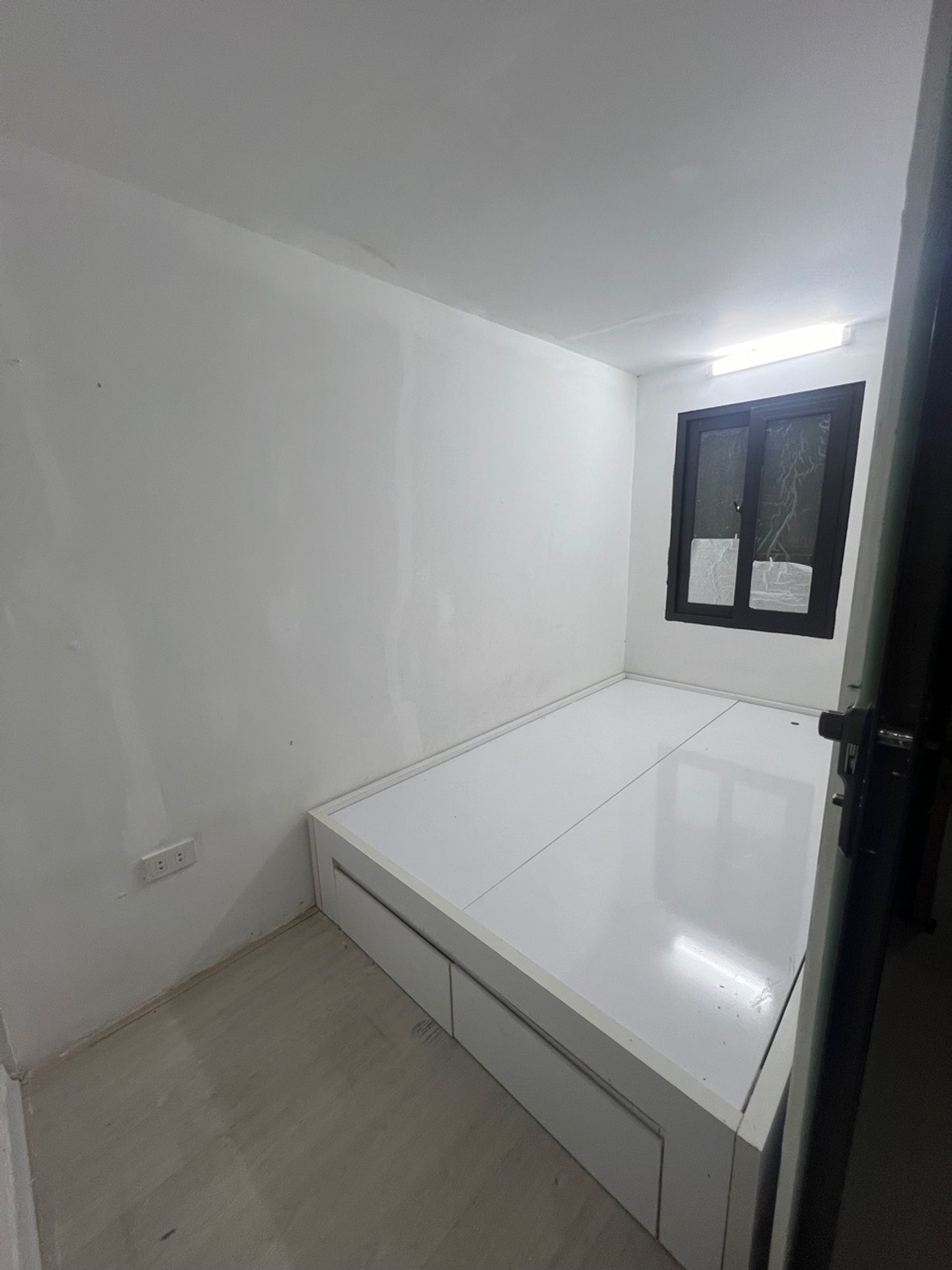 Bán nhà Lò Đúc - diện tích 50m2 1 tầng - Nhà đẹp, full nội thất - giá 2,8 tỷ
