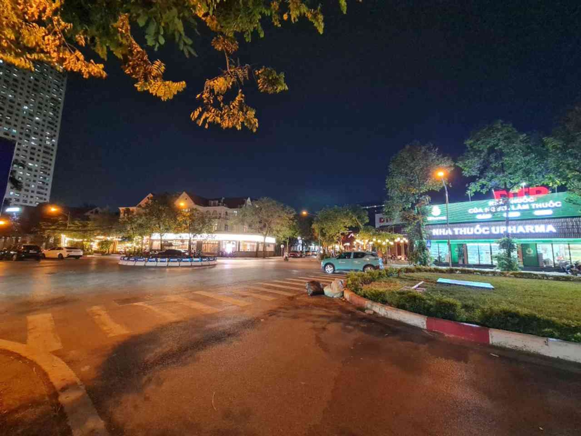Bán nhà Rainbow Tây Nam Linh Đàm - diện tích 68m2 12 tầng - Căn hộ CC cực VIP - giá 6 tỷ