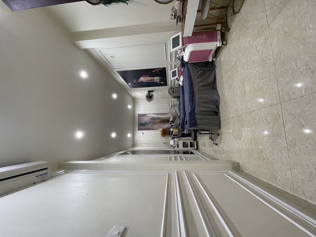 Bán nhà Chùa Bộc - diện tích 56m2 6 tầng - Phân lô nhà đẹp - giá 26,5 tỷ