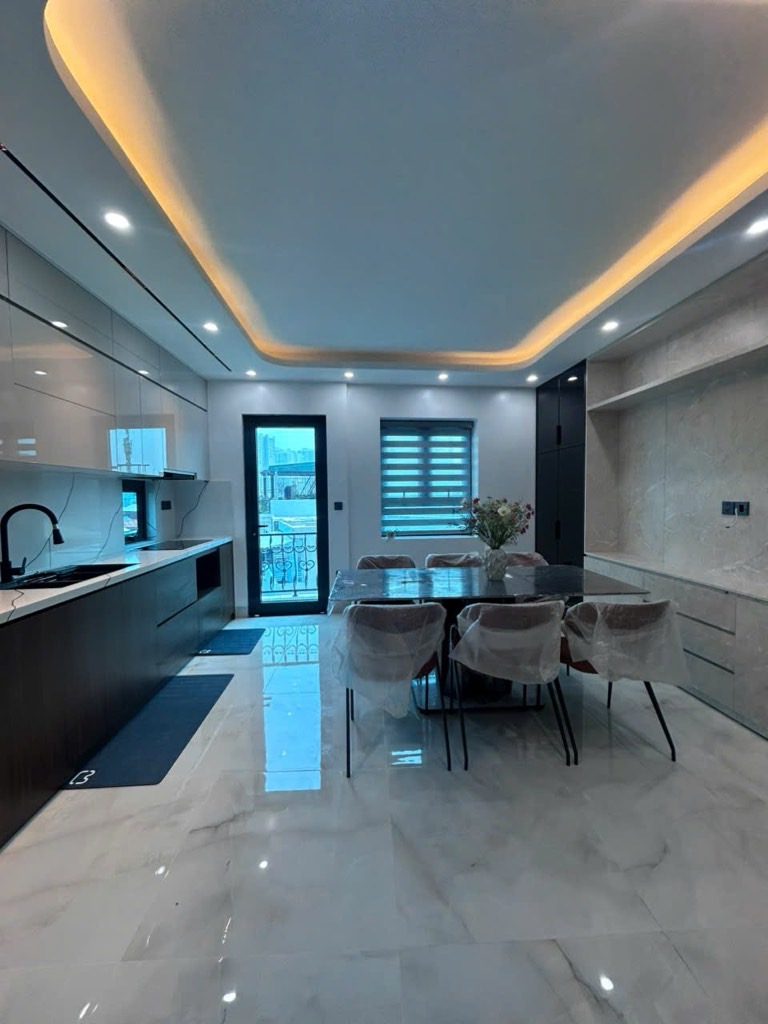 Bán nhà Mai Động - diện tích 33m2 6 tầng - Lô góc thoáng sáng - giá 14,5 tỷ