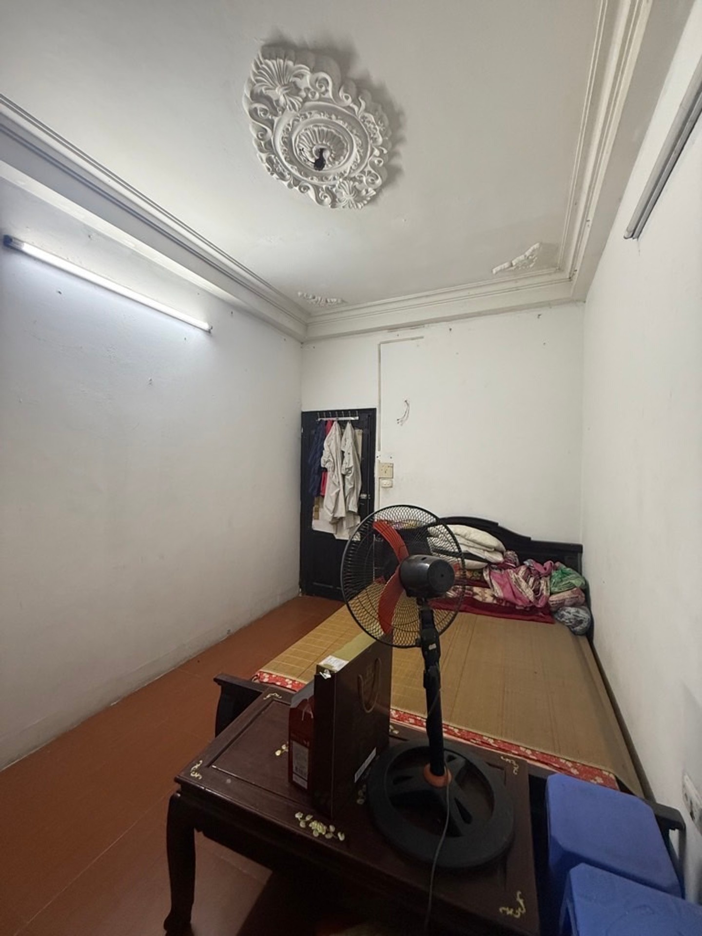 Bán nhà Trương Định - diện tích 28m2 5 tầng - Ô tô tải đỗ cửa - giá 9,6 tỷ