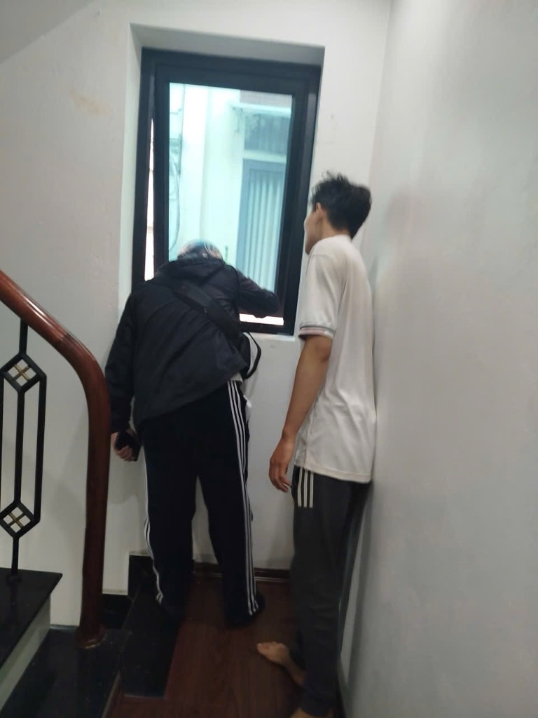 Bán nhà Minh Khai - diện tích 29m2 4 tầng - Lô góc - giá 7,4 tỷ