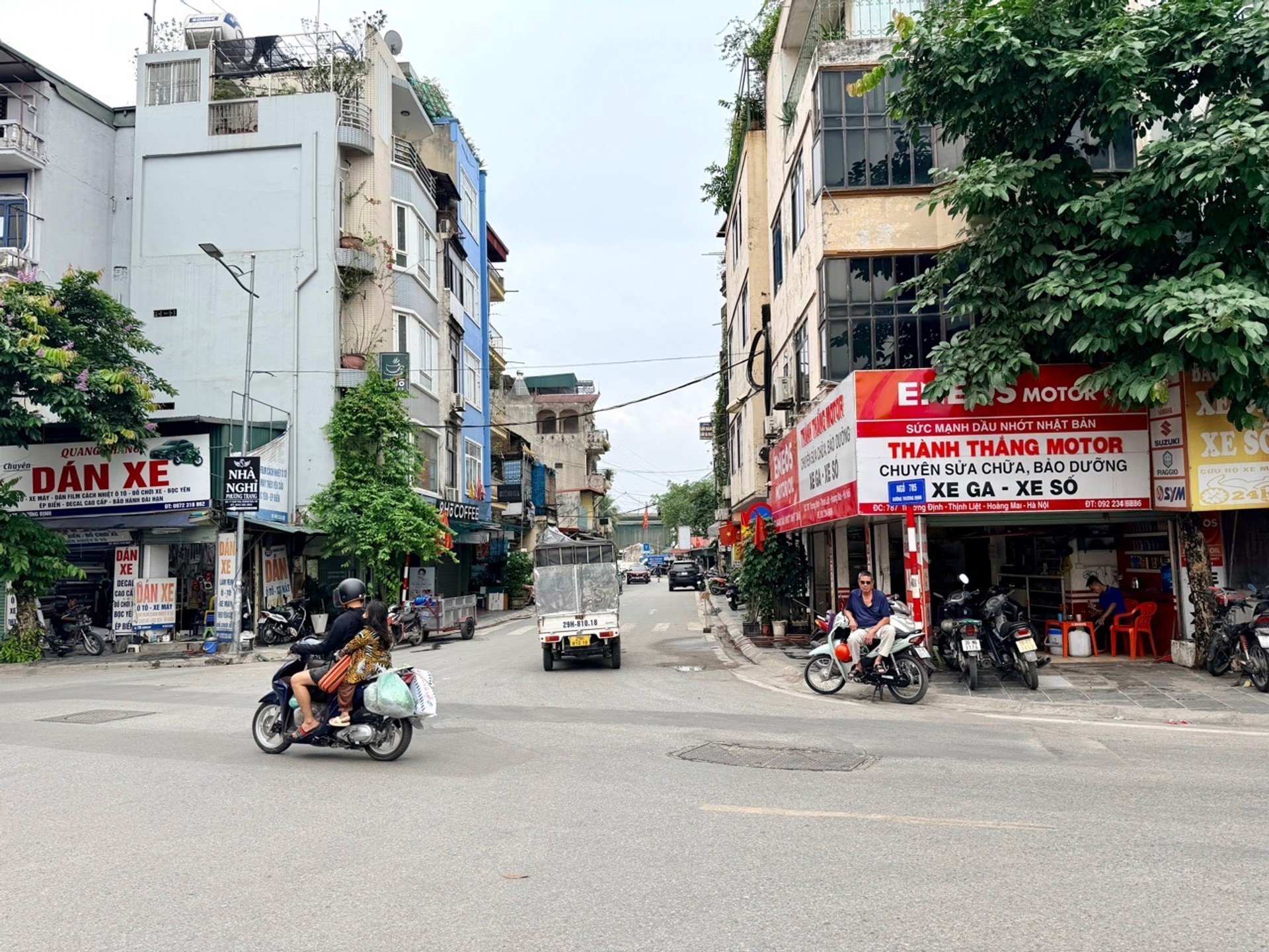Bán nhà Trương Định - diện tích 33m2 2 tầng - ô tô tránh - giá 12,65 tỷ