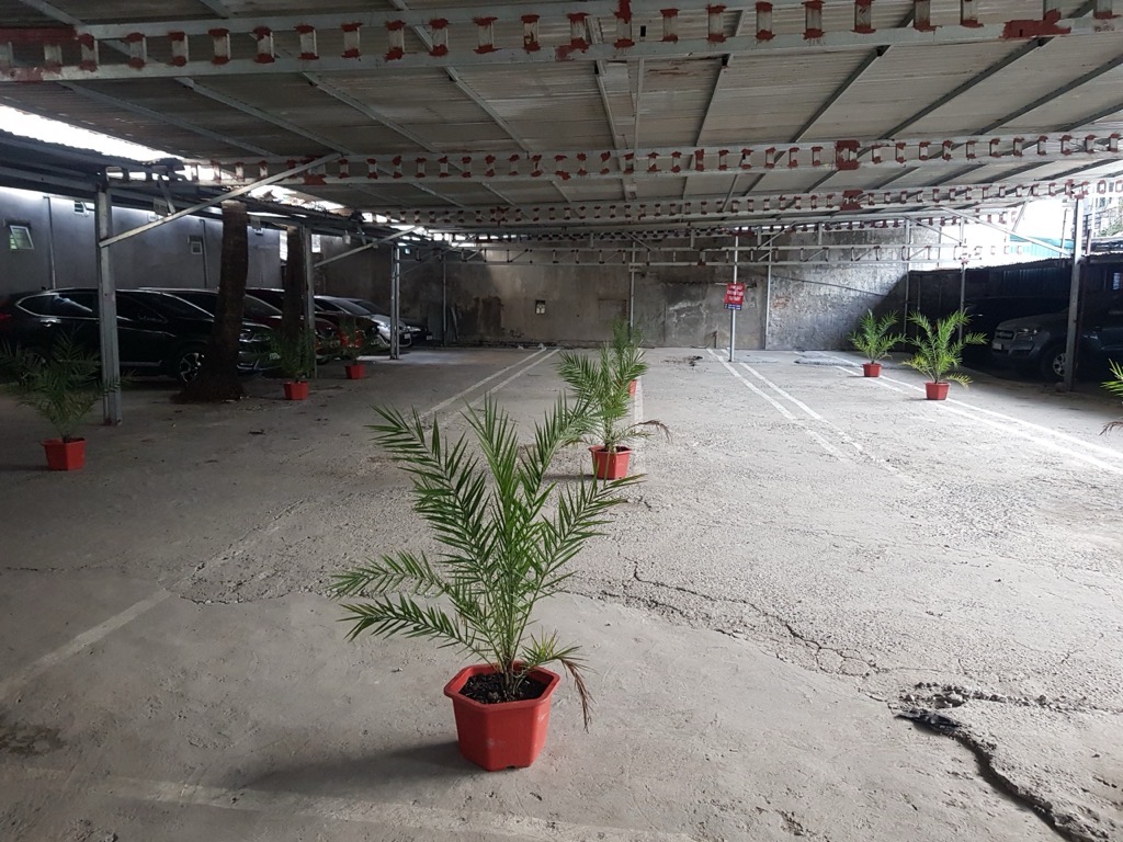 Bán nhà Lĩnh Nam - diện tích 402m2 1 tầng - Ô tô đỗ ngày đêm - giá 24,2 tỷ