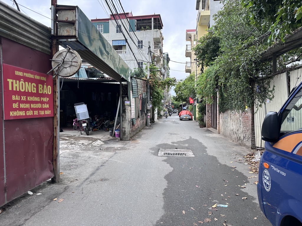 Bán nhà Lĩnh Nam - diện tích 402m2 1 tầng - Ô tô đỗ ngày đêm - giá 24,2 tỷ