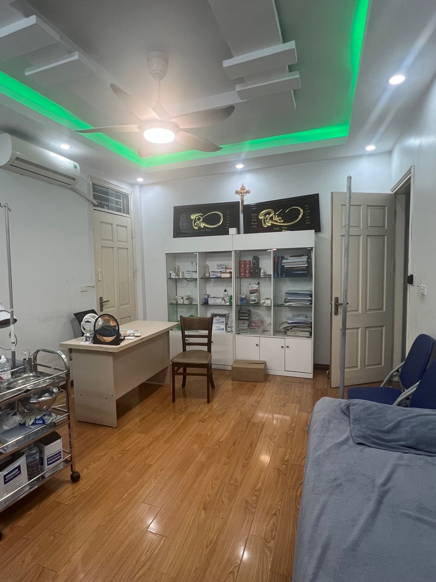 Bán nhà Hoàng Mai - diện tích 37m2 5 tầng - Nhà 5 tầng ở luôn - giá 7,99 tỷ