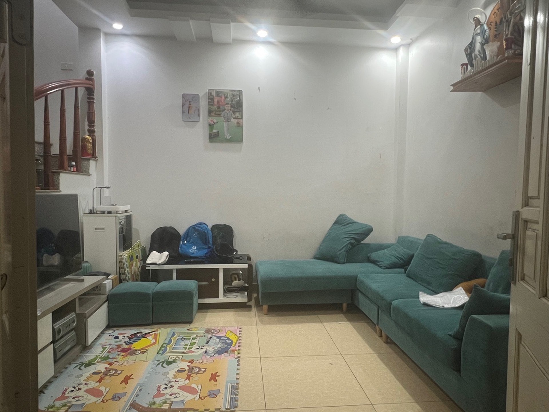 Bán nhà Hoàng Mai - diện tích 37m2 5 tầng - Nhà 5 tầng ở luôn - giá 7,99 tỷ
