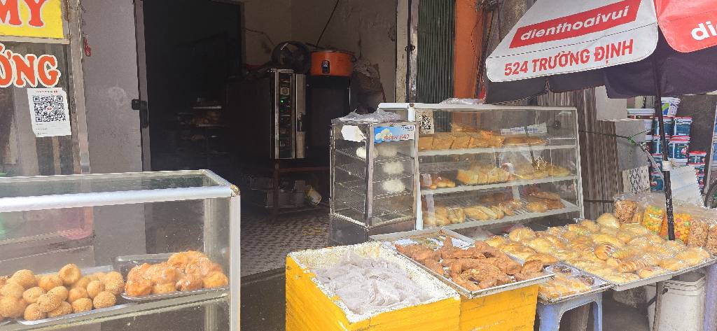 Bán nhà Trương Định - diện tích 110m2 3 tầng - Lô góc 3 thoáng - giá 27,9 tỷ