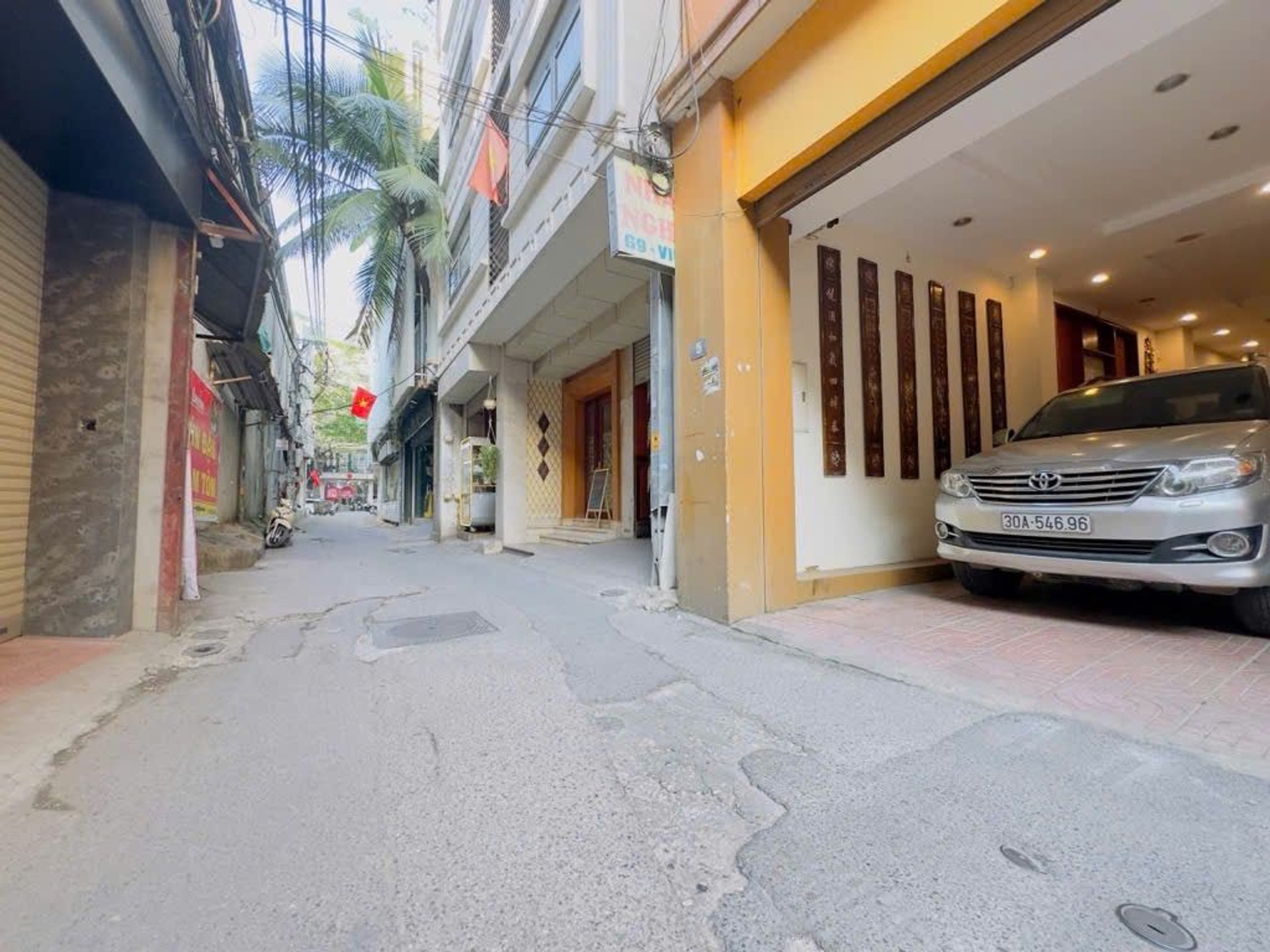 Bán nhà Thái Hà - diện tích 116m2 7 tầng - Ô tô tránh - giá Nhỉnh 56 tỷ