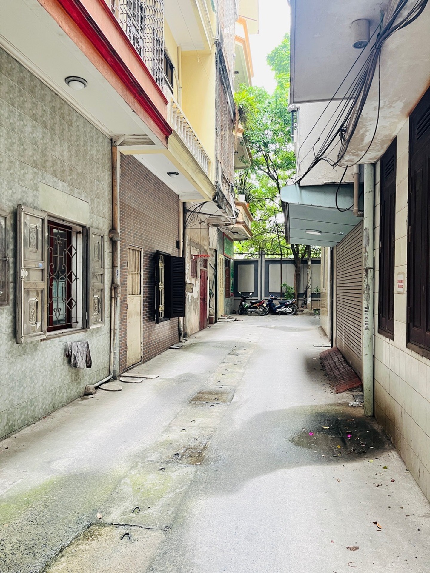 Bán nhà Lê Trọng Tấn - diện tích 55m2 4 tầng - Ô tô đỗ cửa - giá 23,5 tỷ