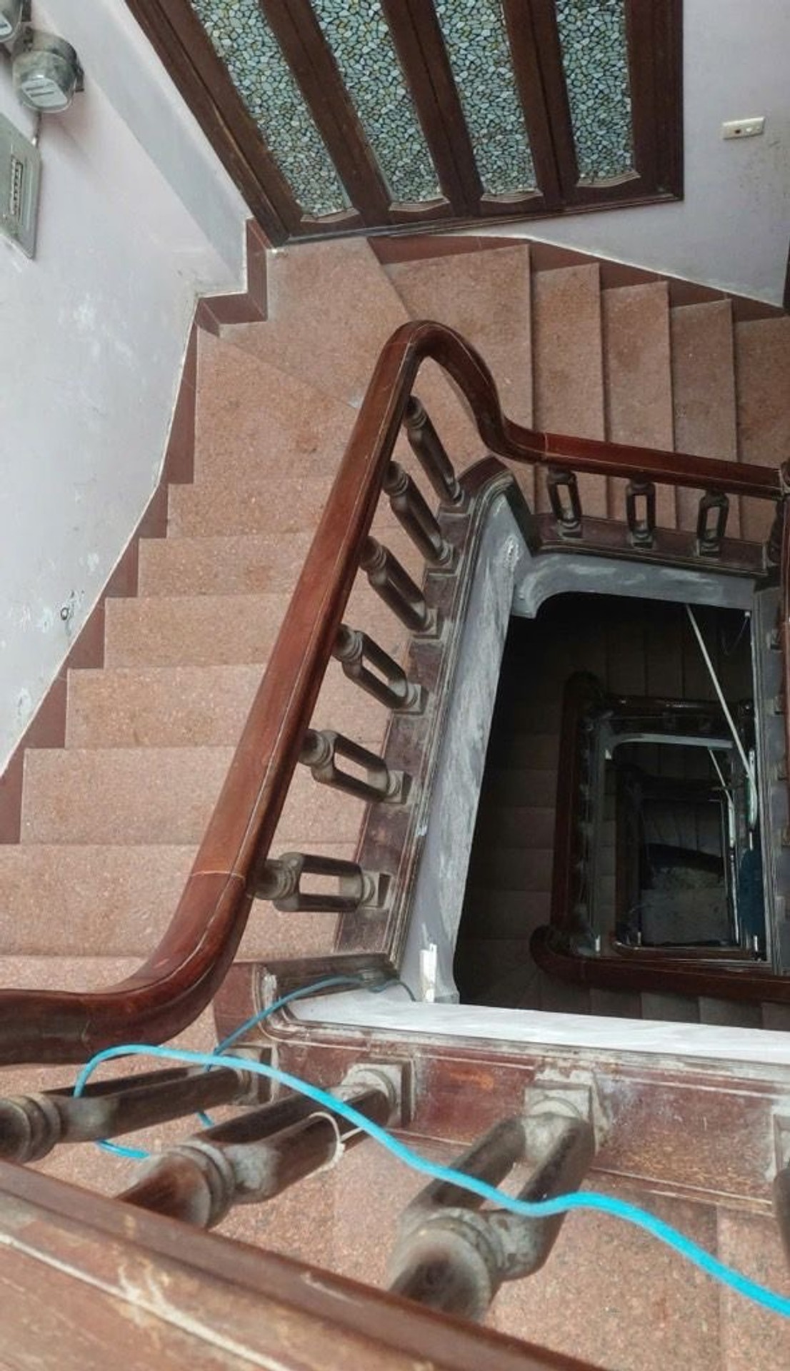 Bán nhà Nguyễn Phúc Lai - diện tích 60m2 5 tầng - ô tô đỗ cửa - giá 29,3 tỷ