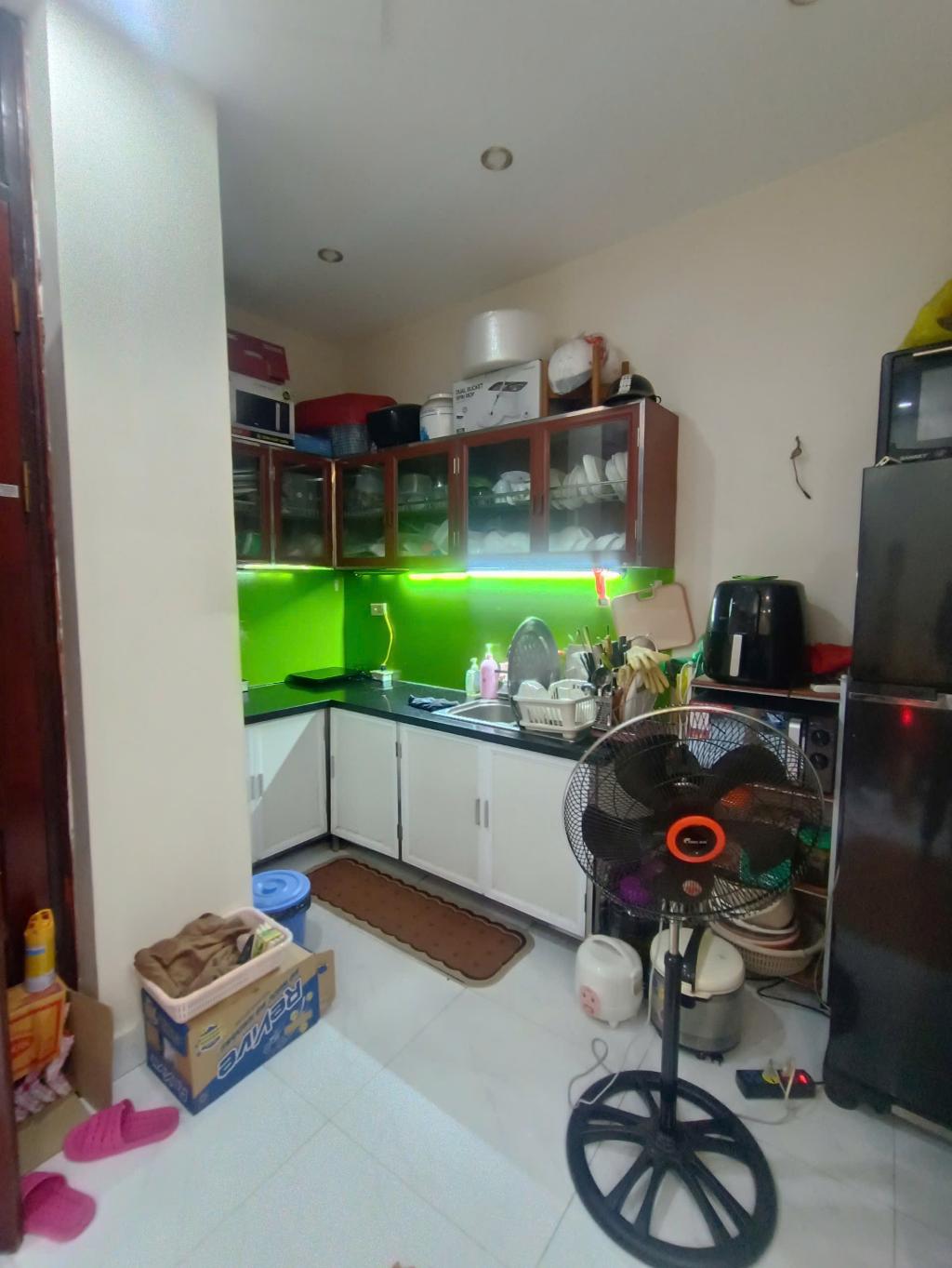 Bán nhà Hai Bà Trưng - diện tích 41m2 4 tầng - Ô tô đỗ gần - giá 6,6 tỷ