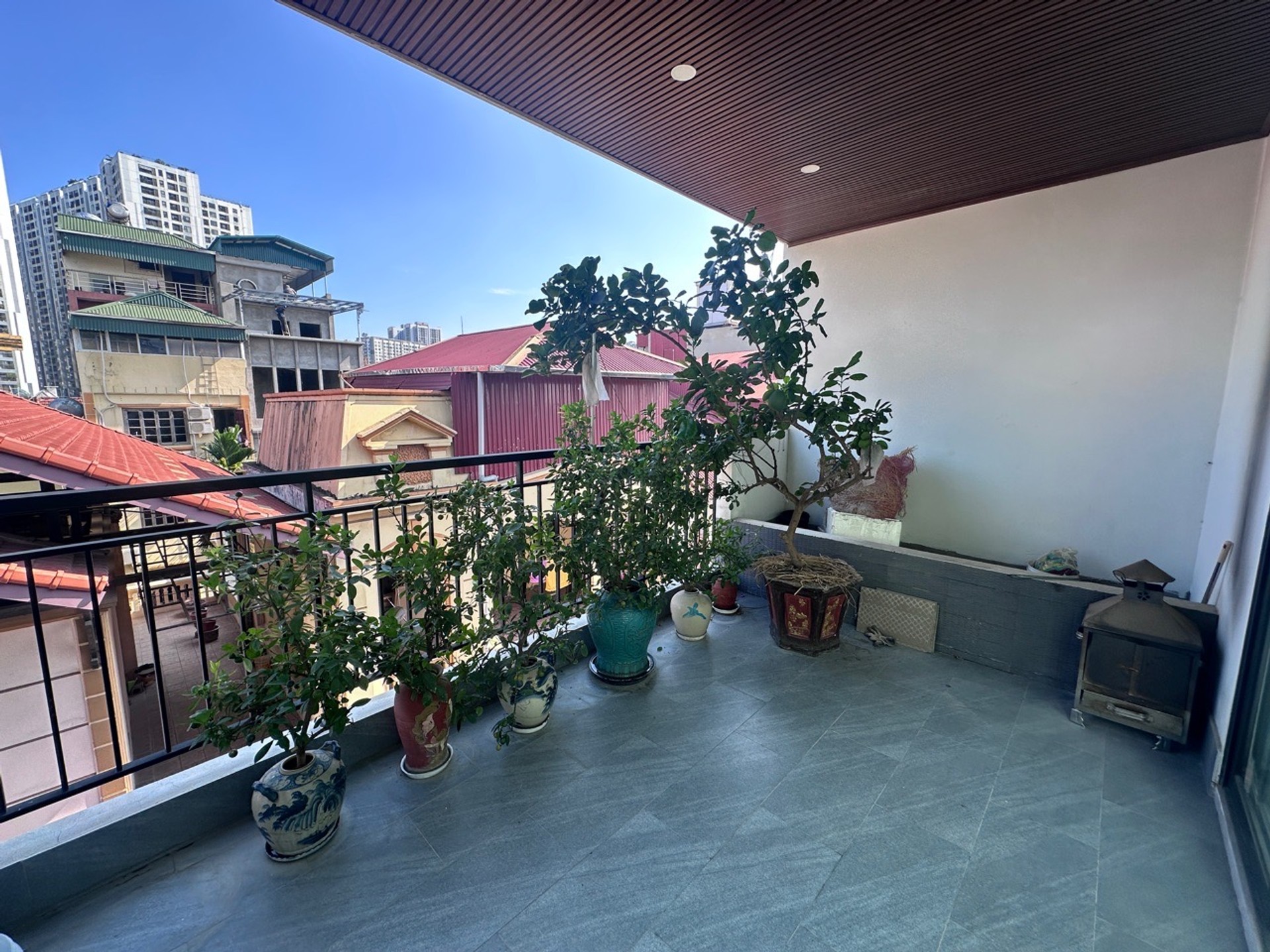 Bán nhà Lạc Trung - diện tích 86m2 6 tầng - Mặt tiền khủng, gara ô tô - giá 37,9 tỷ