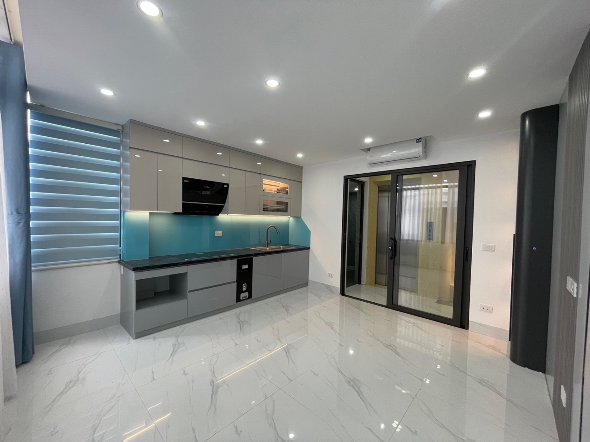 Bán nhà Nguyễn Đức Cảnh - diện tích 30m2 7 tầng - Nhà đẹp long lanh - giá 11,5 tỷ