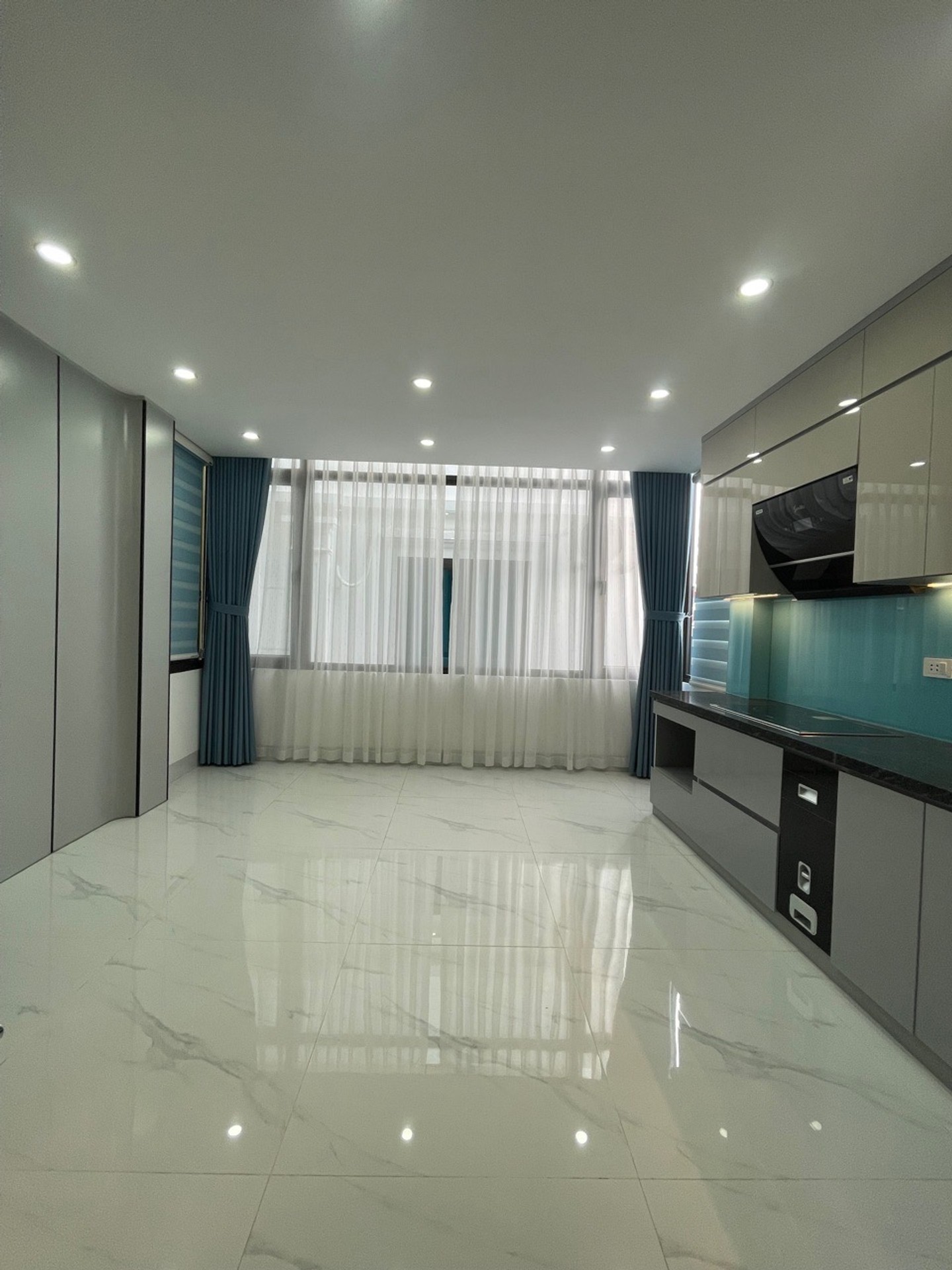 Bán nhà Nguyễn Đức Cảnh - diện tích 30m2 7 tầng - Nhà đẹp long lanh - giá 11,5 tỷ