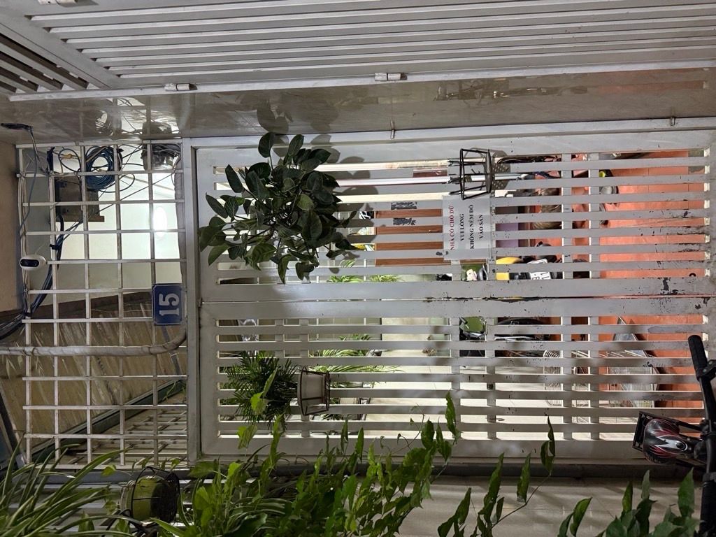 Bán nhà Hoàng Mai - diện tích 36m2 6 tầng - Nhà đẹp ở ngay - giá 8,2 tỷ