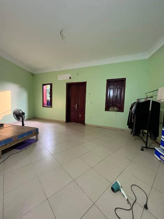 Bán nhà Ngọc Hồi - diện tích 136m2 4 tầng - Mặt tiền rộng hiếm - giá 24 tỷ