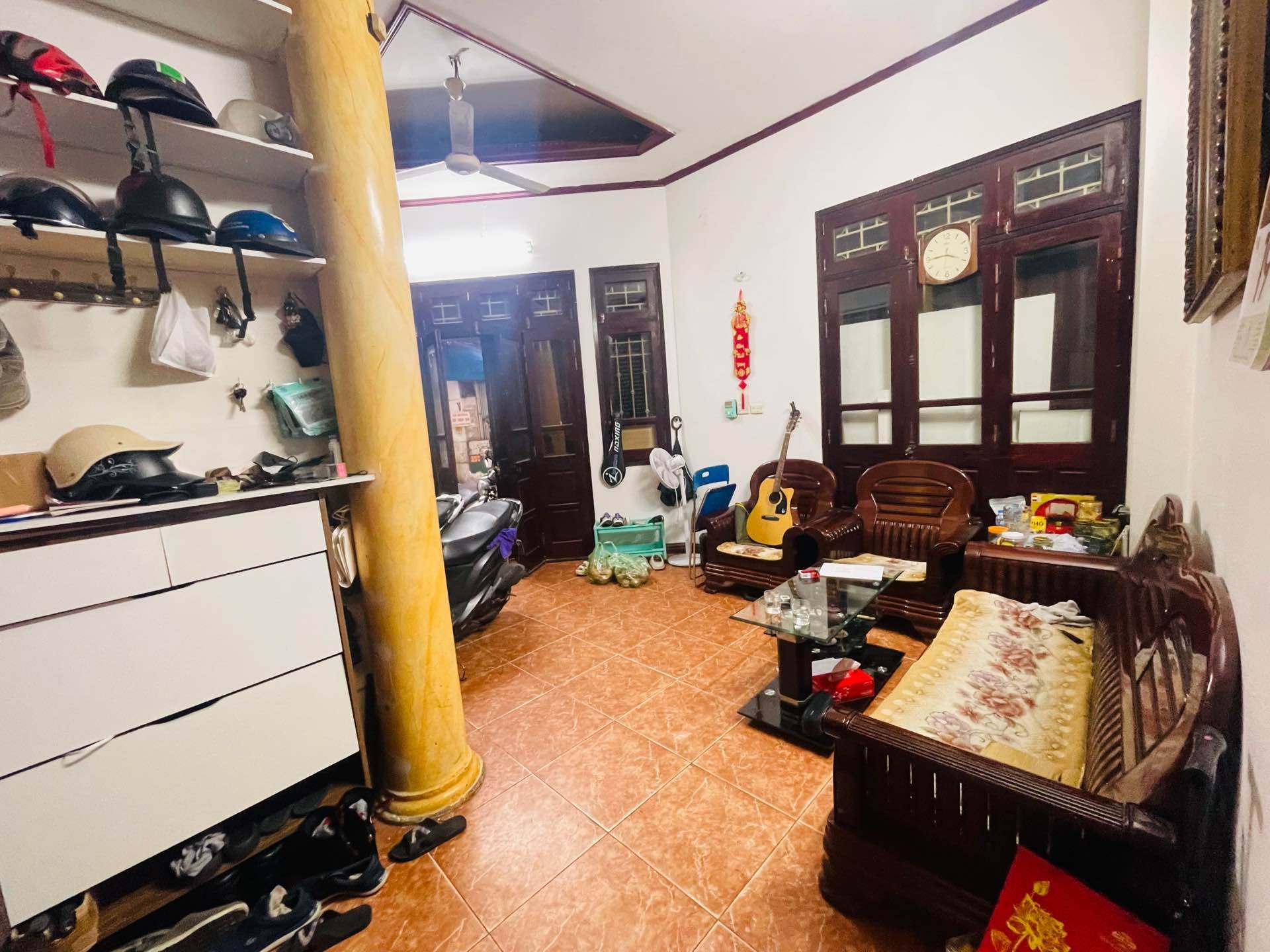 Bán nhà Nguyễn Thị Định - diện tích 90m2 3 tầng - Lô góc 3 mặt thoáng - giá 28 tỷ